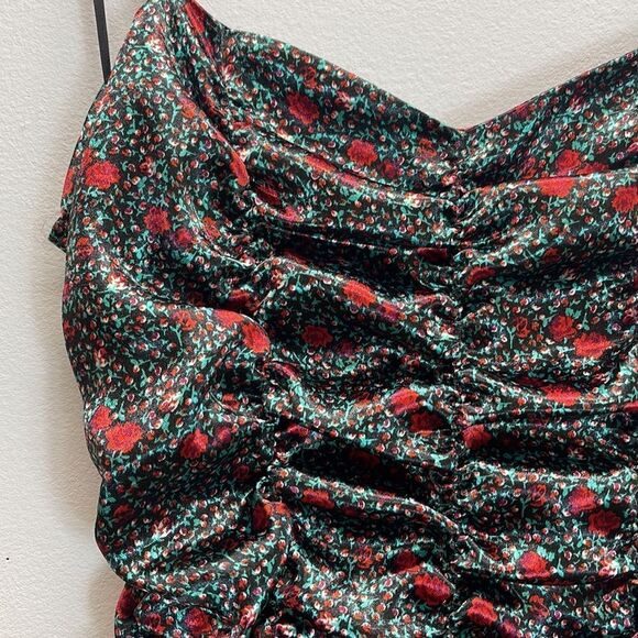 Urban Outfitters - Iris Satin Rushed Mini Dress 👗 Red Florals - Picture 3 of 6